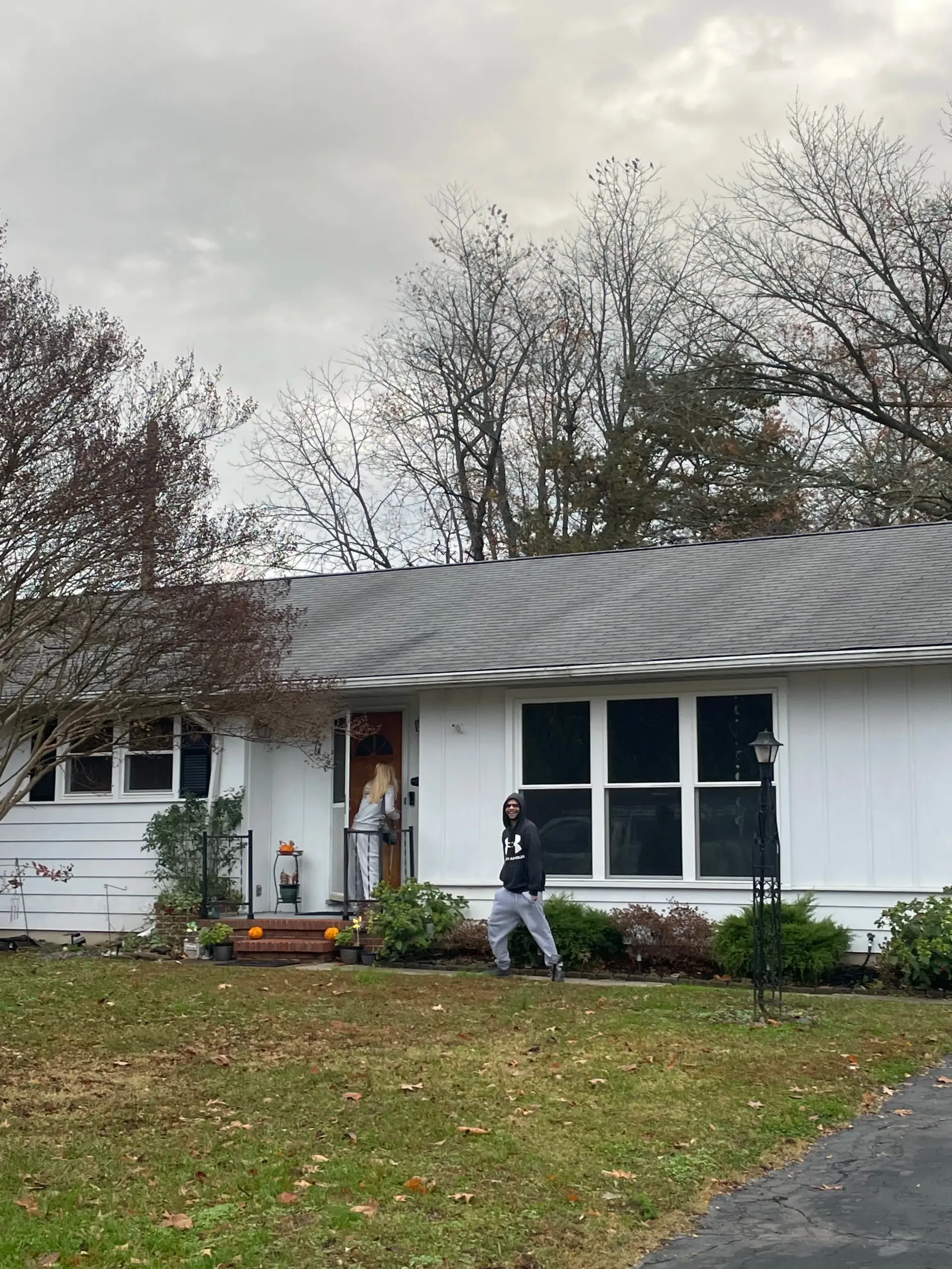 Ranch home with worn roof before